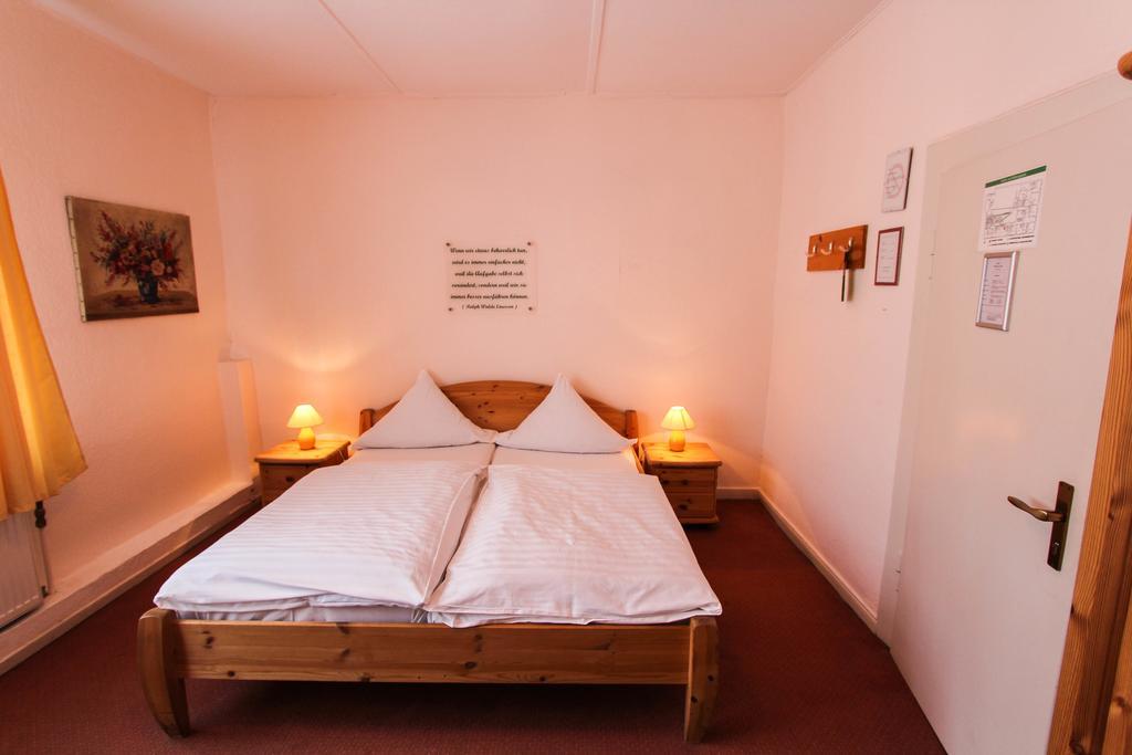Hotel Deutsches Haus Northeim Exterior photo